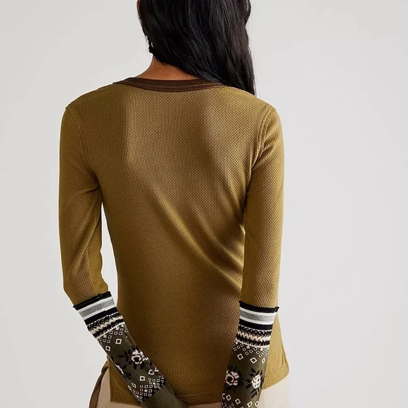 NWT Free People MIKAH LAYERING CUFF ARMY Thermal Long Sleeve Green - Picture 6 of 12